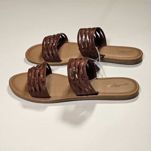 Universal Thread Women's Size 11 Addie Two Band Slide Sandals Brown - Picture 10 of 10
